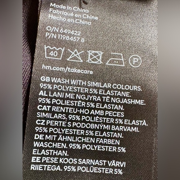 NWT H&M XL Black Pencil Skirt - Picture 5 of 8